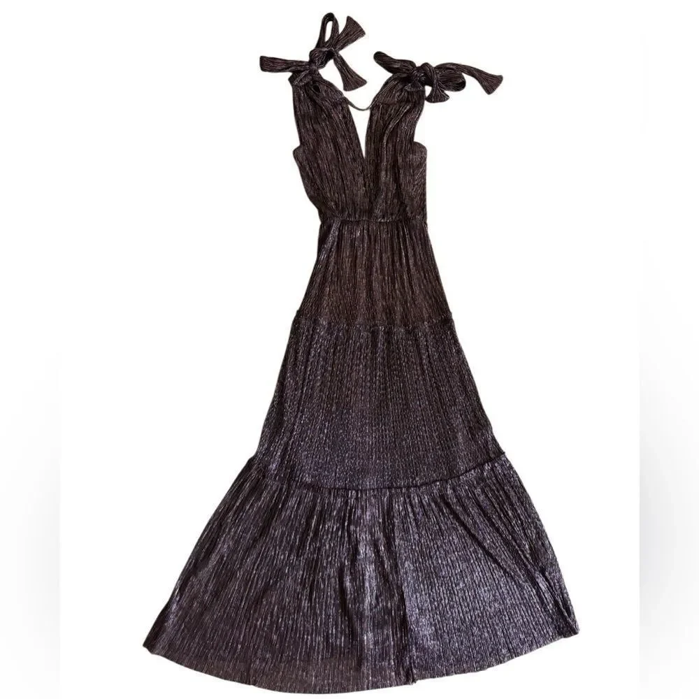 Sabina Musayev Skylar Metallic Tiered Maxi Dress Size XS
(Flaw) - Picture 2 of 8